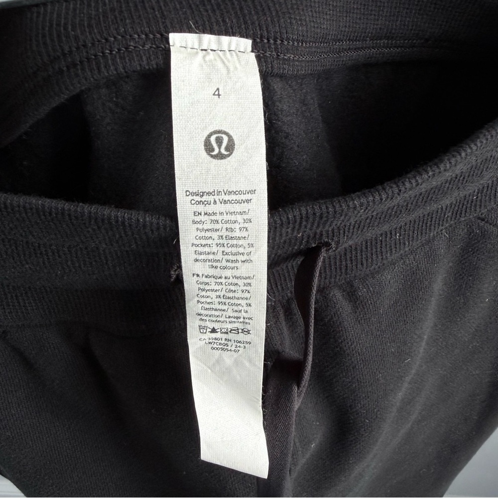 Lululemon Scuba High-Rise Short 5" - Black Size 4 Athletic Sweat Shorts W7CBOS - Picture 10 of 14